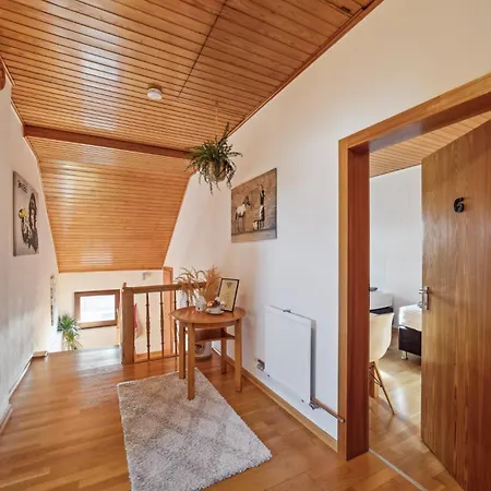 Apartment Sali Homes K39 Monte-carlo -spacious 6-bedroom With Terrace And Garden Views In Ideal For Groups *